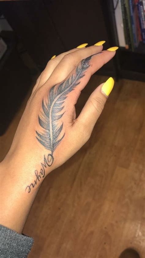 Pin Luvxaanaee Cute Hand Tattoos Feather Tattoos Hand Tattoos