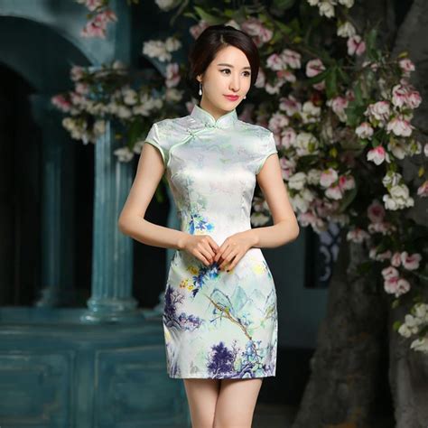 New Fashion Silk Short Cheongsams Qipao Plus Size Sex Chinese Traditional Dress Short Sleeve