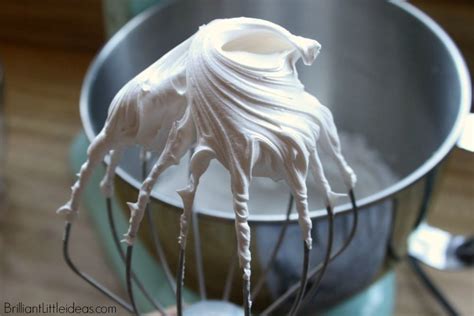 Royal icing is typically a raw preparation, with everything just mixed up in a bowl, but i've found it has a much creamier consistency if cooked over a water bath. Royal Icing Without Meringe Powder Or Tarter / Easy Sugar ...