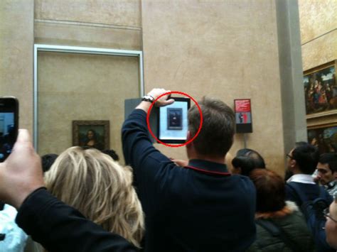 24 Funny Examples Showing Why Taking Photos With An Ipad Looks Strange