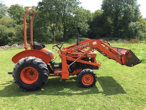 Kubota B8200 Compact Tractor 4x4 4wd With Power Loader Delivery