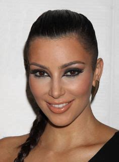 Stylish and easy top knot with a headband. 17 Best Diamond Face Shape images | Diamond face shape ...