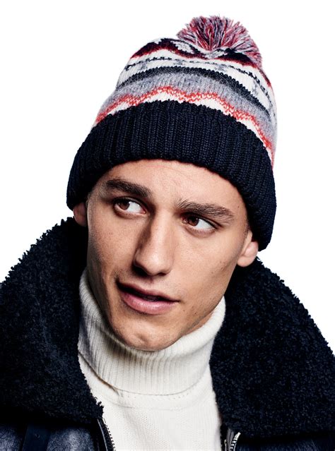 Winter Hats With Balls Gq