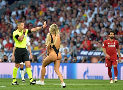Kinsey Wolanski Ran Out On The Field At The Champions League Final Celebs Today