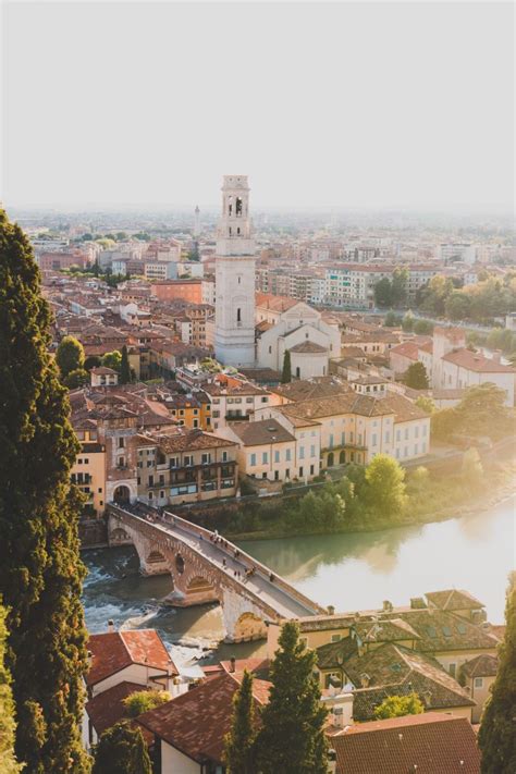Quali hotel best western a verona dispongono di camere per persone con mobilità ridotta? A Guide to the 7 Best Attractions in Verona | WanderWisdom