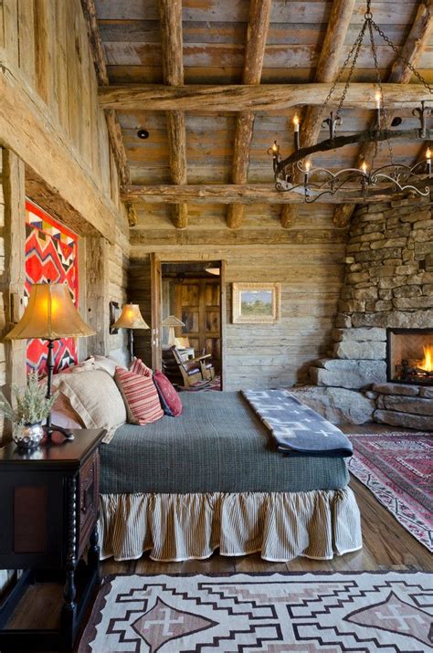 One Bedroom Cabin Plans Hardwood Floors Carpet Fireplace Sidetable Bed