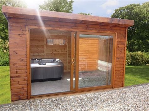 Hot tub enclosures for winter use 2021. Incredible Suitable Outdoor Hot Tub Enclosures On Budget ...