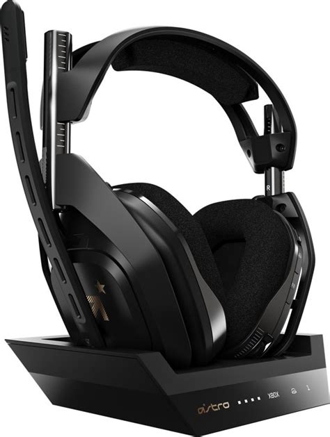 If you want the most comfortable premium headset, steelseries arctis 7 is the best option to choose from. bol.com | ASTRO A50 - Draadloze Gaming Headset - Xbox One ...