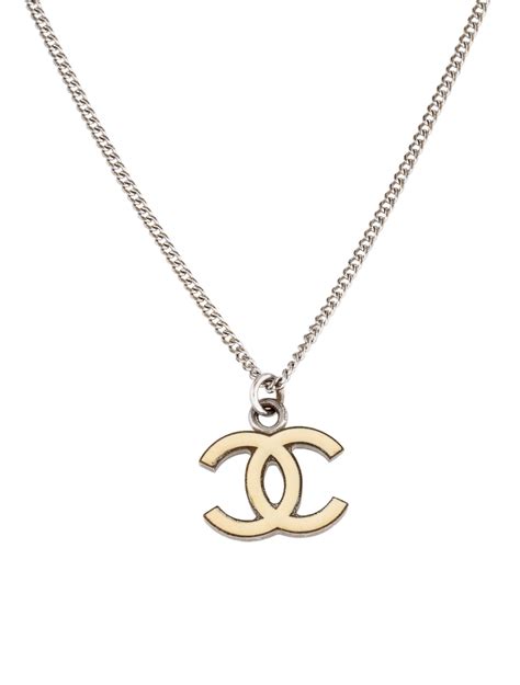 Chanel Enamel Cc Pendant Necklace Silver Tone Metal Pendant Necklace