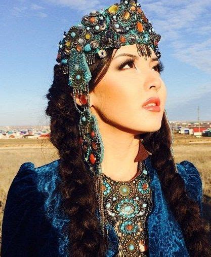 Keshyou Aidana Kazakhstan People Traditional Outfits Beautiful People