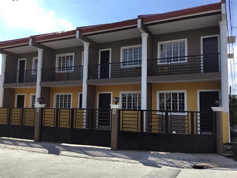 Invest A House And Lot In The Philippines Rfo Townhouse In Las Pinas City House In Manuela