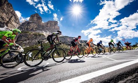 Giro d'italia 2021 live dashboard race info, preview, live video, results, photos and highlights. Giro d'Italia 2020 le tappe piemontesi e la mostra del ...