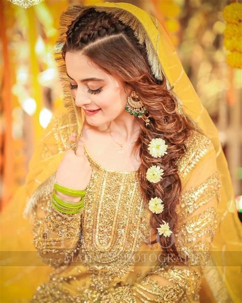 40 Most Popular Engagement Ceremony Pakistani Bridal Hairstyles 2019