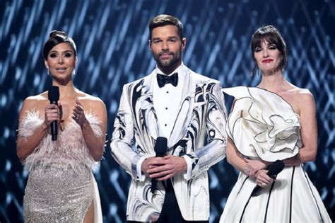 Jun 03, 2021 · 'yes i am gay,' or you could say, 'no i'm not,' barbara walters pressed ricky martin 10 years before he came out. Ricky Martin cuenta lo difícil que fue revelar sus ...