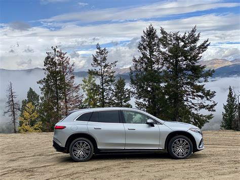 Review 2023 Mercedes Benz Eqs Suv Comforts The Budding Three Row