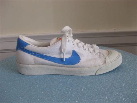Vintage Nike Canvas Tennis Shoes Unisex 85 Womens By Reallytruly