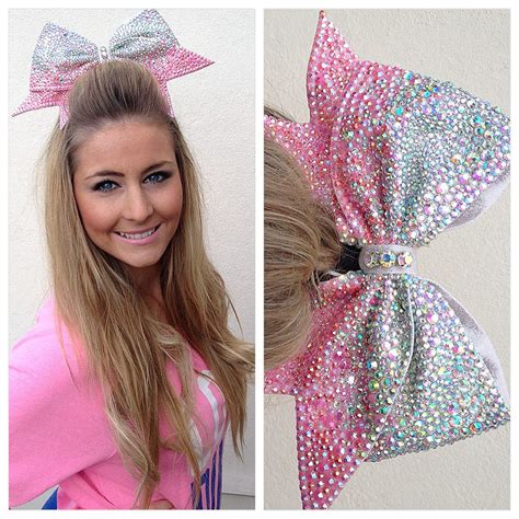 Own The Biggest Most Sparkly Cheer Bow Bows Of London Cute