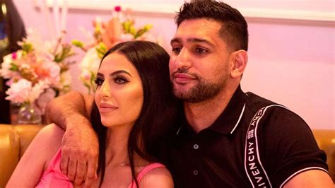 inside amir khan s whirlwind relationship with wife faryal sexting scandal to split mirror