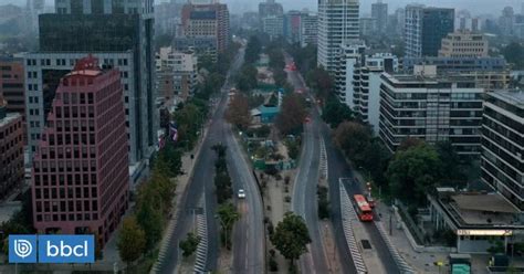 El gobierno chileno lanzó un proyecto de ley que busca establecer un. Sector oriente de Santiago, hoy sin cuarentena, sufre ...