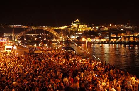 Veja várias ideias de painel de festa junina criativo, para tomar coragem e repaginar a sua rotina, porque além de exercitar o seu corpo você também precisa exercitar a sua mente e, principalmente a sua criatividade. Noite de São João na cidade do Porto - BlogdosCaloiros