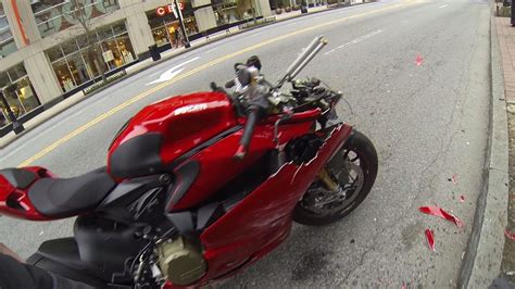 Ducati Panigale Crash Youtube