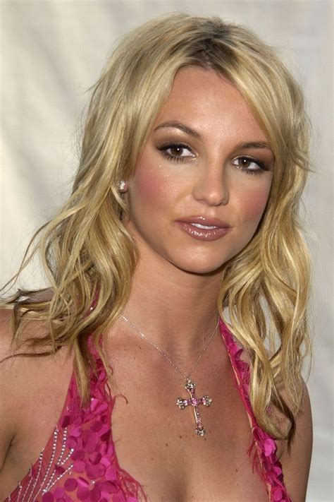 the 36 hottest makeup trends from the year you were born until today britney spears pictures