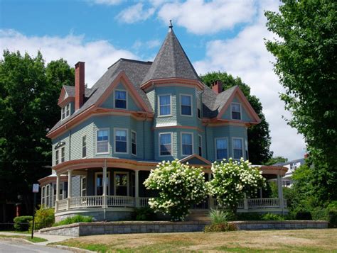 Situated in rangeley, this cabin is 10.4 mi (16.8 km) from rangeley lake and within 25 mi (40 km) of bald mountain trailhead and long pond. Victorian House in Portland, Maine jigsaw puzzle in Street ...