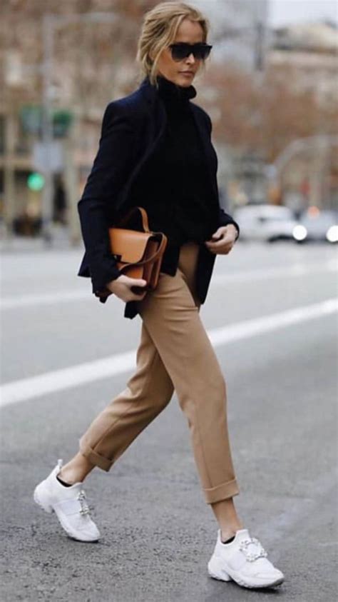 Khaki Pants Outfit Female Outfitsclue Com