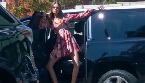 Video Cara Delevingne Flashes Friends And Dances In Parking Lot