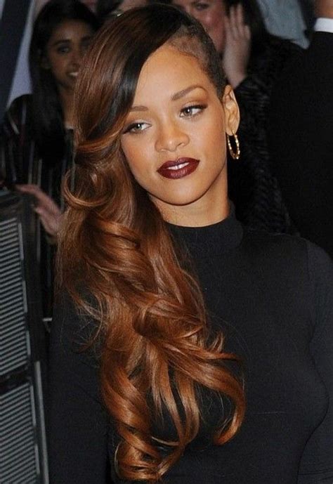 15 Rihanna Hairstyles Different Haircut Pop Haircuts Rihanna Hair
