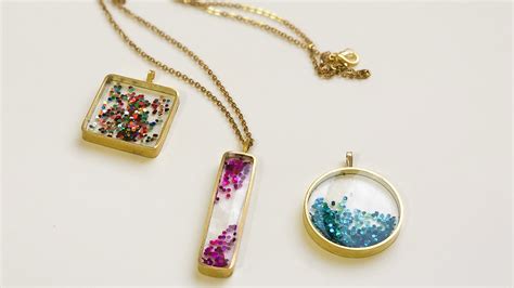 Resin Jewelry In The Brass Frame With Glitter Art School