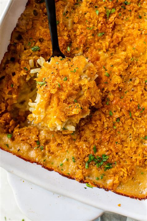 Hash Brown Casserole {Crispy & Cheesy} – WellPlated.com