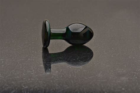 Glass Butt Plug Medium Dark Green Emerald Borosilicate Body Safe Glass Sex Toy Anal Plug