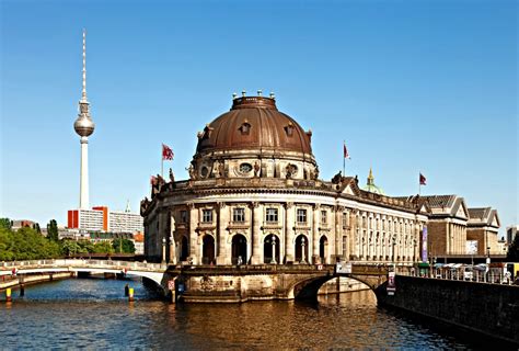 The History Of Museum Island In 1 Minute