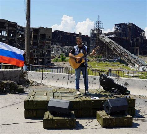 W On Twitter Rt Nextatv Russian Occupiers Staged A Concert At The