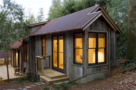 Small Rustic Cabin Country Living Style Homesfeed
