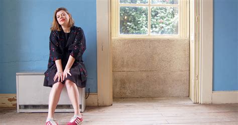 Find the latest tracks, albums, and images from capicua. Capicua debate a violência no namoro na Faculdade de ...