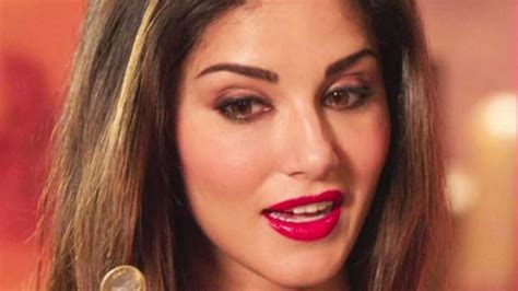 Sunny Leone Defends Mastizaade Says It Is Not Sex Comedy India TV