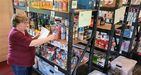 Volunteers Open Food Pantry On Blue Ridge The Observer