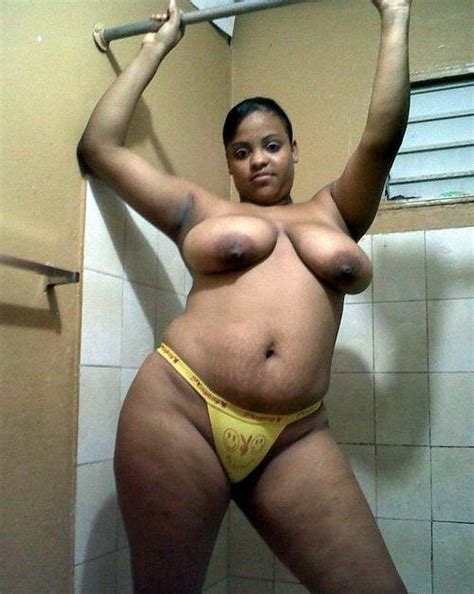 Lovely Ebony Chubby Posing Stephani As Soon As Naked Girl