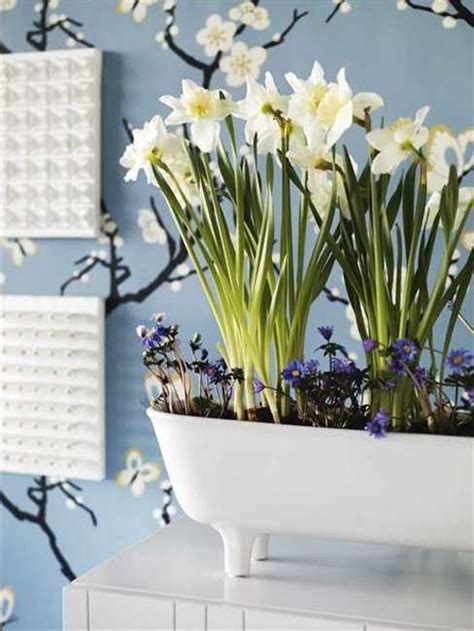 25 Spring Home Decorating Ideas Blending Colorful Flowers And Creativity