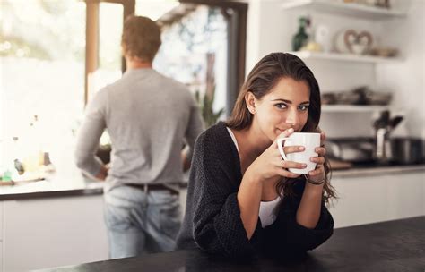 Eine blasenentzündung nach dem sex tritt so häufig auf, dass man diesem phänomen prägnante namen gegeben hat: Ab wann darf man morgens Kaffee trinken? - WMN