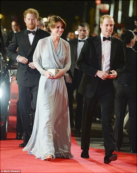 Kate Middleton Braless At Spectre World Premiere In Jenny Packham Gown Daily Mail Online