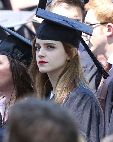 Emma Watson Graduates From Brown University 182034 Photos The Blemish