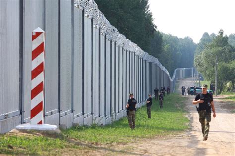 Poland Builds Barrier On Border With Russian Enclave Of Kaliningrad