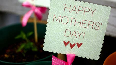 We celebrate mother's day in many areas of the globe. Happy Mother's Day HD Images, Wallpapers, and Photos (Free ...
