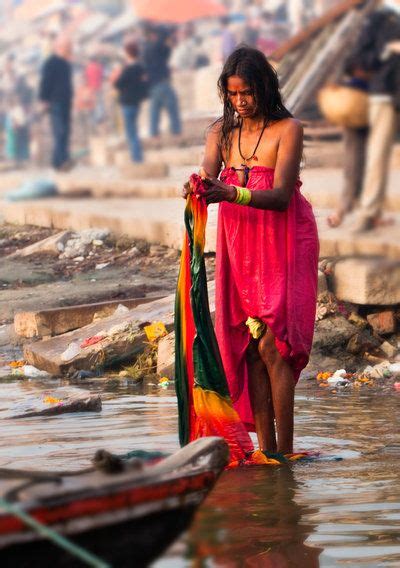 Bath In Gangesvaranasi India Black Beauty Women India Photography