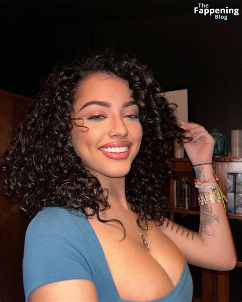 Malu Trevejo Displays Her Sexy Tits Photos Onlyfans Leaked Nudes
