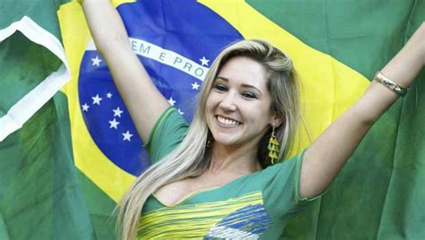 Mundial Brasil 2014 Las Chicas Más Lindas De La Fiesta Inaugural