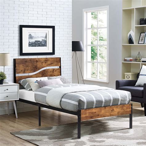 Vecelo Twin Metal And Wood Platform Bed Frame With Rustic Vintage Woodden Headboard Mattress